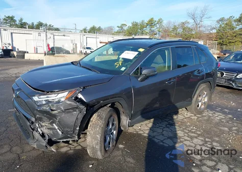 2024 Toyota Rav4 Hybrid Xle z USA, uszkodzony, nr VIN JTMRWRFV9RD237606